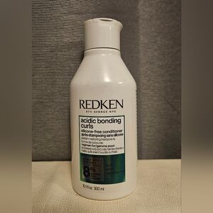 Redken Acidic Bonding Curls Silicone-Free Conditioner 300ml